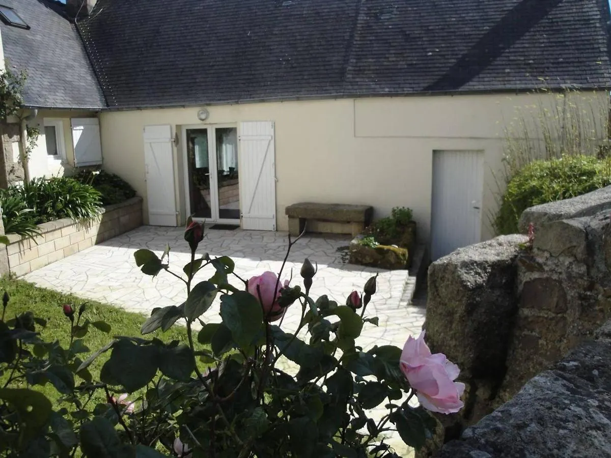 Hébergement de vacances Maison Trébeurden, 3 pièces, 5 personnes - FR-1-368-71